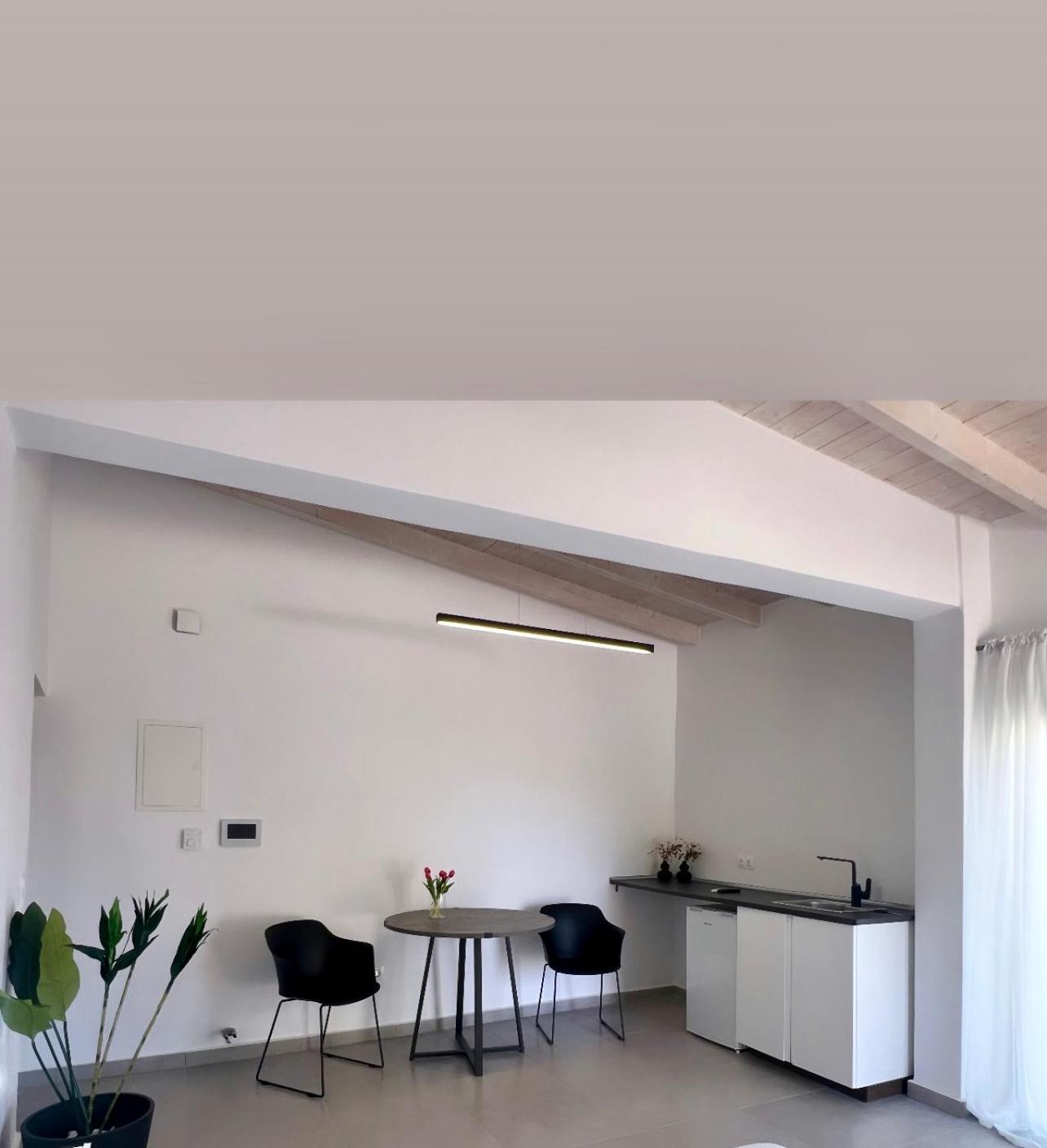 Abuelo Apartment II Artemida  Exteriér fotografie